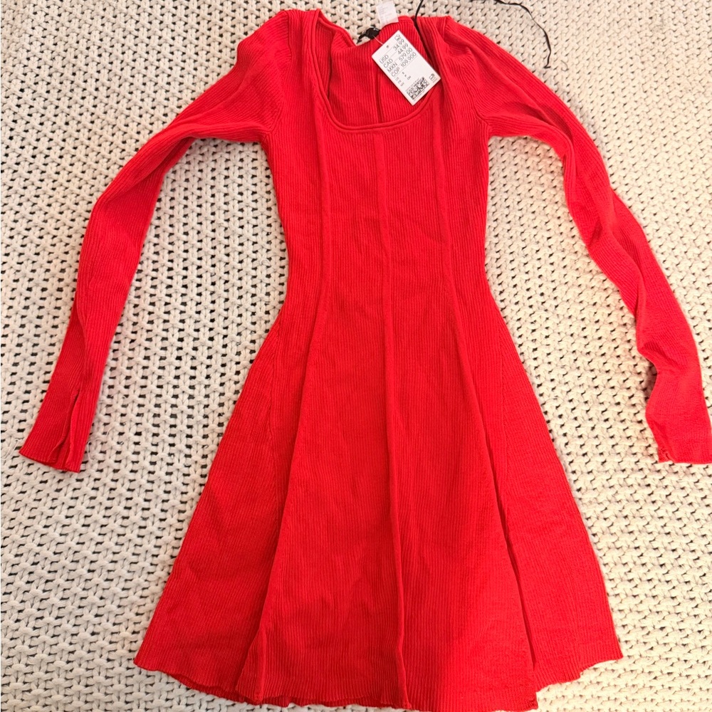 H&M Vibrant Red Casual Dress